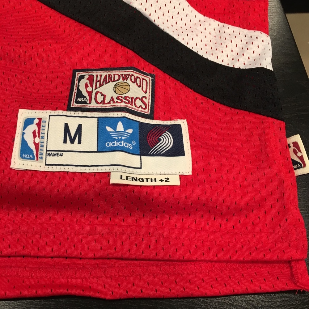***SOLD*** Drexler Retro Blazers NBA Jersey - Picture 5 of 7